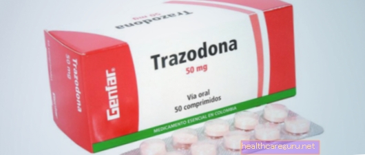 Trazodone được chỉ định để điều trị trầm cảm, lo âu hoặc đau mãn tính hoặc thần kinh. Liều khuyến cáo nên được chỉ định bởi bác sĩ.