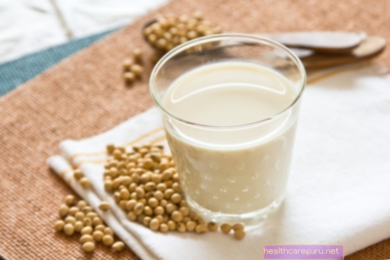 Bere latte di soia fa male?